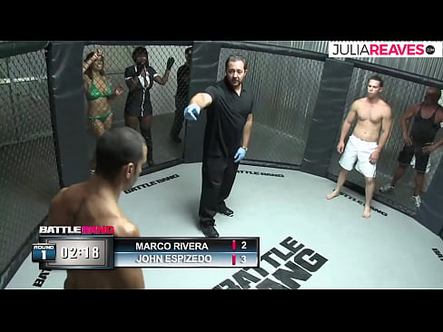 ❤️ Ultimate Fighter es folla a una noia número just després d'una baralla al ring ️❌ Putes a nosaltres